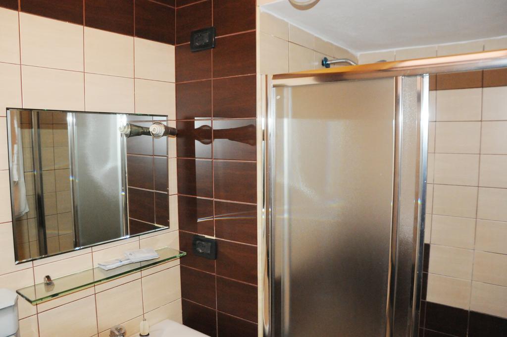 Hotel Serenity 티라나 외부 사진