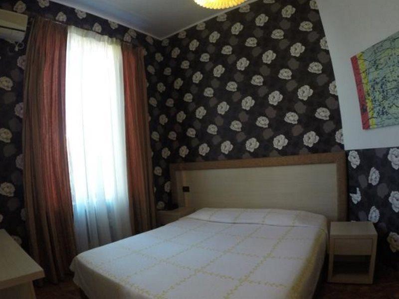 Hotel Serenity 티라나 외부 사진